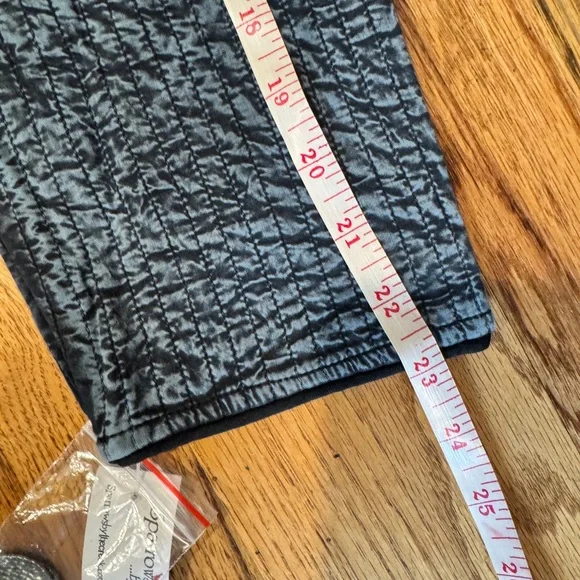 Parsley and Sage brand Slate Blue/Gray and Red Blazer with Quilted Design - Picture 13 of 13